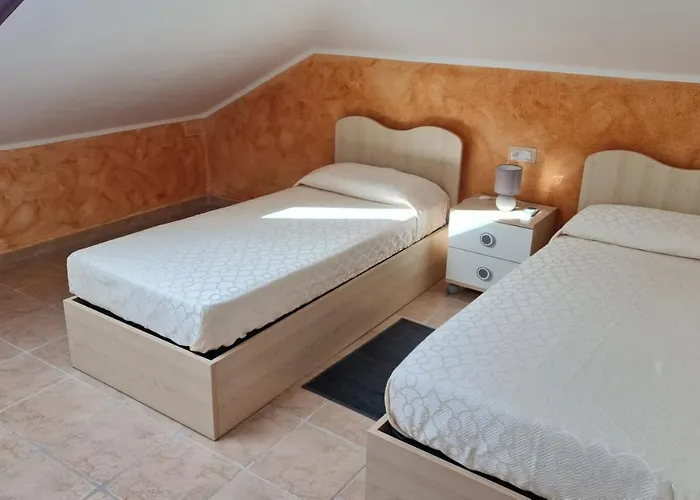 Vivi. Piscina, Idro, Giardino E Condizionatore Villa