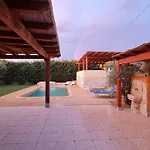 Vivi. Piscina, Idro, Giardino E Condizionatore Villa
