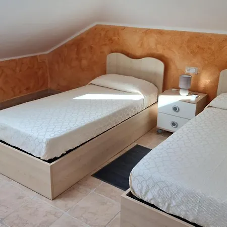 Vivi. Piscina, Idro, Giardino E Condizionatore Villa