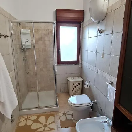 Vivi. Piscina, Idro, Giardino E Condizionatore * Capitana