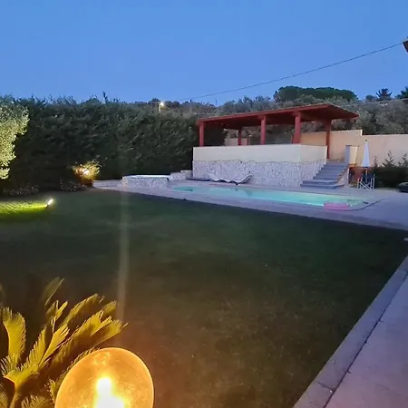 Vivi. Piscina, Idro, Giardino E Condizionatore Villa